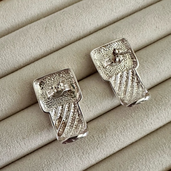 Vintage 925 Sterling Silver Earrings with 925 Backs - Picture 2 of 16